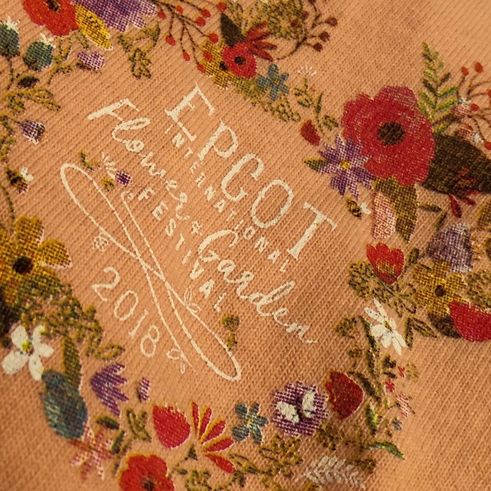 XXL EPCOT garden spirit shirt! Worn only twice!